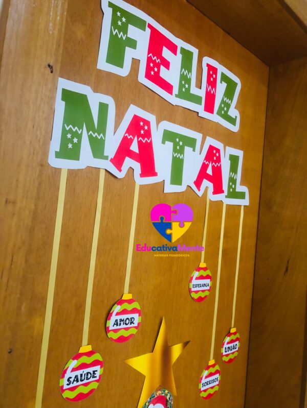 Painel Natalino Com Fotos Editáveis no Canva - Image 4